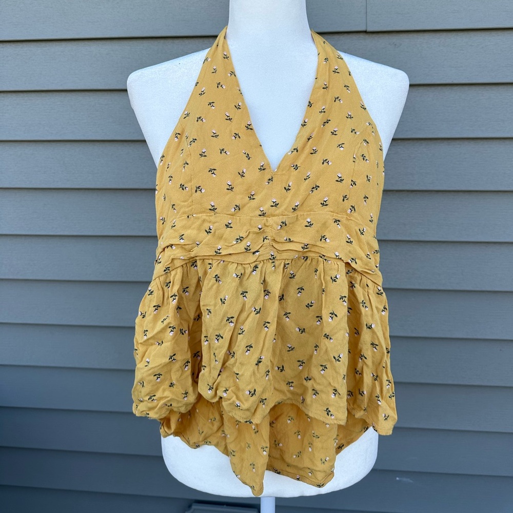 AE halter top size M